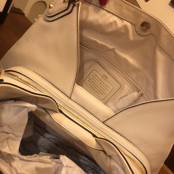 Coach shoulder bag Brand New 🆕 - Picture 3 of 7